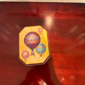 Cute Vintage Hot Air Balloon Tin